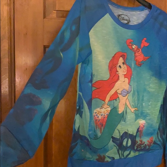 Rue 21 - Disney Little Mermaid Long Sleeve - Picture 4 of 5